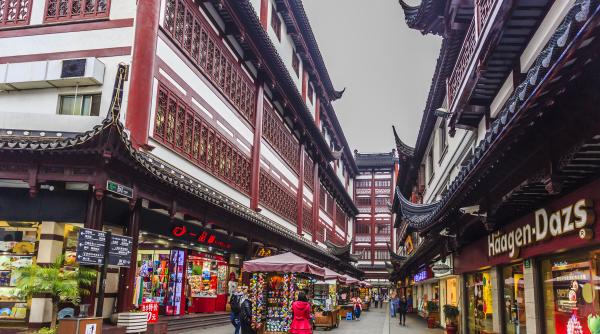 Accesul pe piața chineză: „Obstacolele nu scad, ci cresc”, afirmă UE