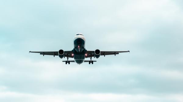 Familia regală din Qatar, avion de 400 milioane de dolari cadou pentru Trump