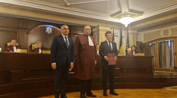 CCR a validat mandatul de preşedinte al lui Nicuşor Dan