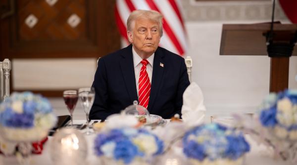 Harvard câștigă în instanță: Trump, oprit temporar să interzică studenții internaționali