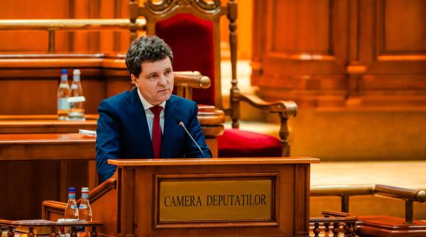 Cotroceni. Partidele, chemate la consultări cu președintele Dan