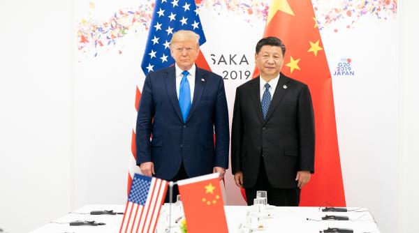 SUA și China reiau negocierile comerciale. Trump, invitat de Xi în China