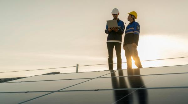 Prosumatorii dau alarma: „Casa Verde Fotovoltaic” riscă să fie ucisă de deciziile politice!