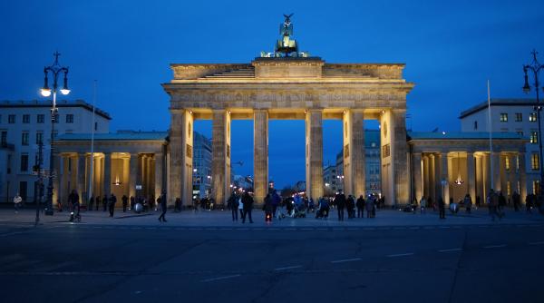 Social democrații din Germania se ceartă pe arme, pace și relația cu Putin