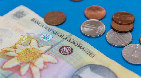 Euro scade sub 5,07 lei. Leul marchează o zi mixtă pe piața valutară