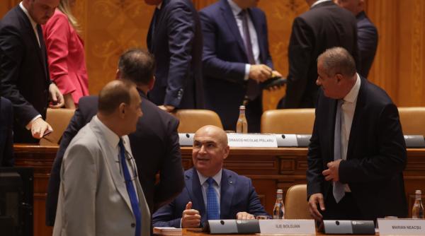 Moţiunea de cenzură, respinsă de Parlament