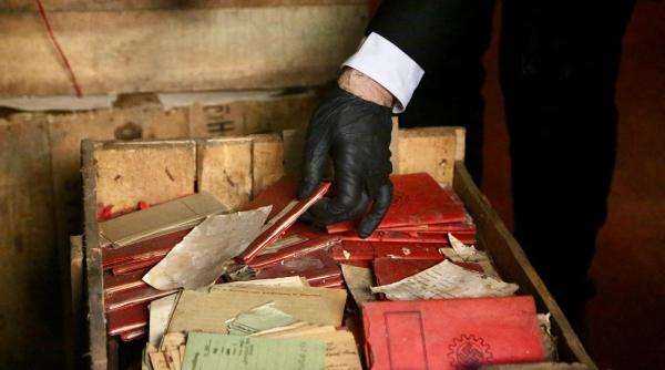 Carnete naziste și fotografii cu Hitler, găsite în arhiva unei instanței supreme din Argentina