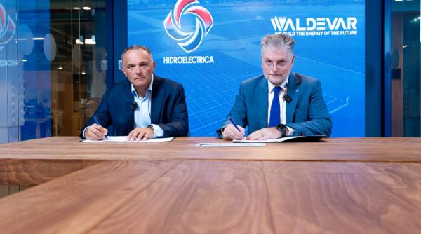 Premieră europeană în România: energie fotovoltaică flotantă marca Hidroelectrica