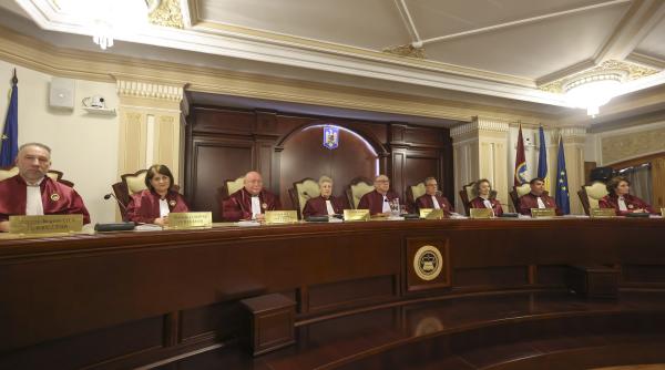 CCR a respins sesizarea AUR privind primul pachet fiscal