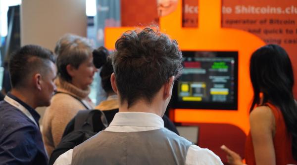 Bancomatele Bitcoin: De la Libertate la Reglementare Totală cu MiCA
