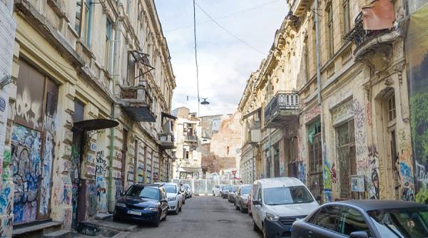 Lege nouă pentru retrocedarea proprietăților confiscate abuziv de comuniști