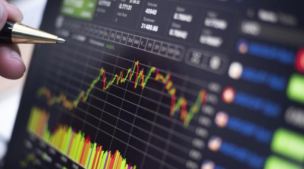 Bursa din Atena a înregistrat cea mai bună performanţă din ultimii 25 de ani