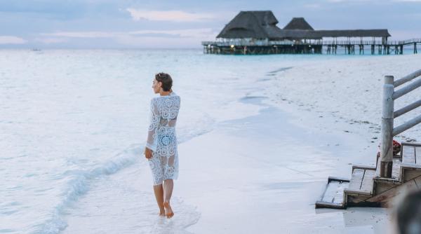 Țara natală a lui Freddy Mercury, destinație exotică accesibilă pentru turiștii Români