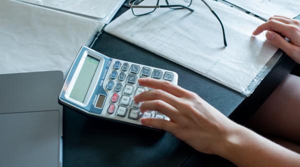 ANAF explică noile reguli pentru plata CASS. Persoanele aflate în întreținere nu mai sunt exceptate - Tot ce trebuie să ştiţi