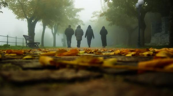 Toamna vine în forță: frig, ploi și chiar ninsoare în România, de săptămâna viitoare