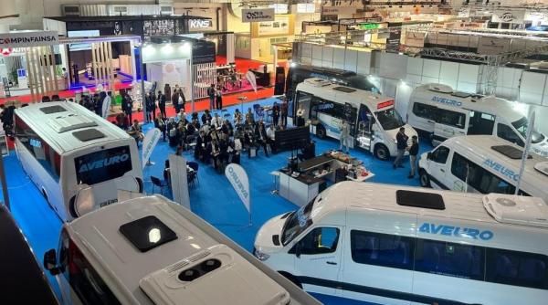 Microbuze electrice românești, prezentate la Bruxelles. România intră în liga mobilității verzi