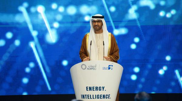 AI-ul ne poate lăsa fără curent. Se cer investiții de 4 trilioane de dolari pe an