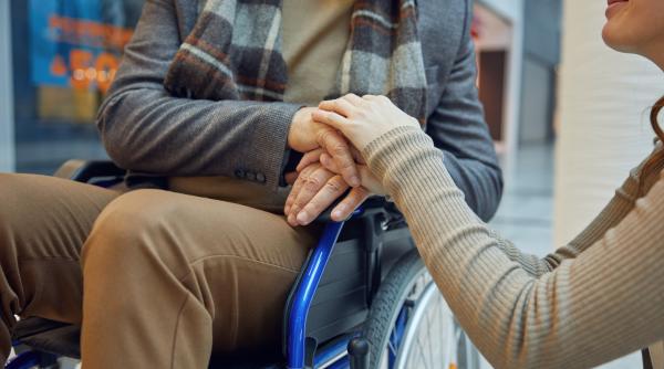 Evaluare mai corectă, șanse egale: Noi reguli pentru comisiile care stabilesc gradul de handicap