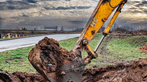 Demers pentru implementarea Sistemului de Comunicare Național "SapăSigur". Chisăliţă: Pas decisiv pentru o Românie mai sigură