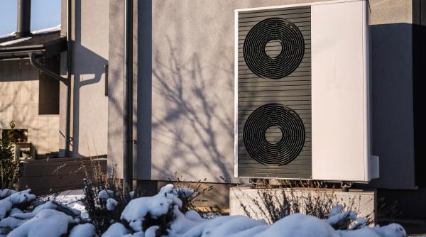 Tranziția energetică pusă la încercare de valul polar care acoperă Europa