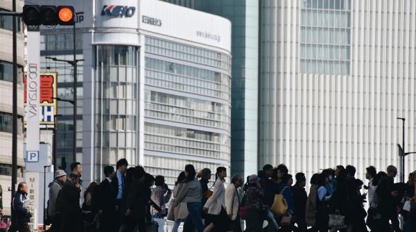 Japonia, pachet masiv de sprijin pentru protejarea gospodăriilor și a exporturilor