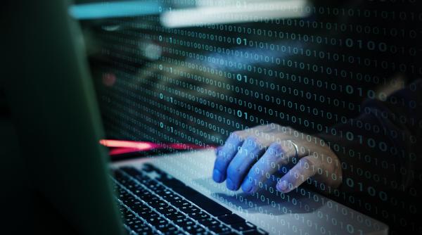 Escrocherii online în numele DNSC și Poliției: utilizatorii sunt păcăliți cu amenzi fictive