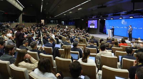 Noapte albă la Bruxelles: UE scoate 90 de miliarde pentru Ucraina