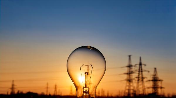 Analiză AEI: Câştigătorii şi perdanţii pieţei energetice în 2026