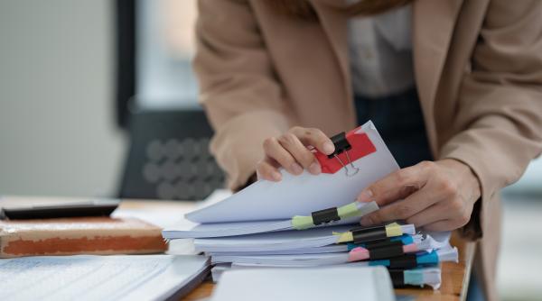 20 ianuarie, zi critică pentru contribuabili: formulare obligatorii la ANAF