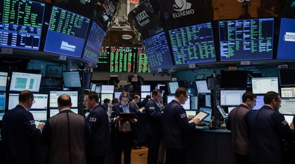 Wall Street reacționează pozitiv la discursul lui Trump de la Davos