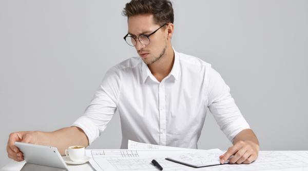 10 strategii financiare pentru tineri la început de an