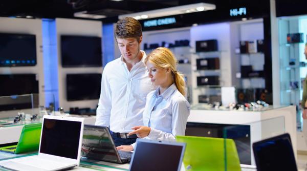 Scumpiri în lanț în IT: AI pune presiune pe GPU-uri, RAM și stocare