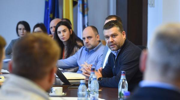 Ședință tensionată la Primăria Capitalei: bilete STB mai scumpe și restructurări majore