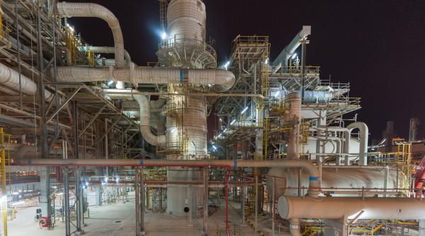 Prețurile gazelor cresc cu peste 50% după oprirea exporturilor de GNL din Qatar