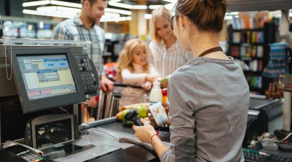 Retailul european, lovit în plin de criza energetică