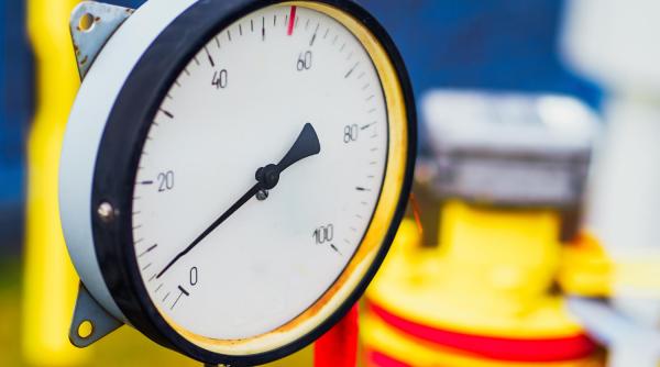 Prețul de referință al gazelor din România, aliniat la piața europeană