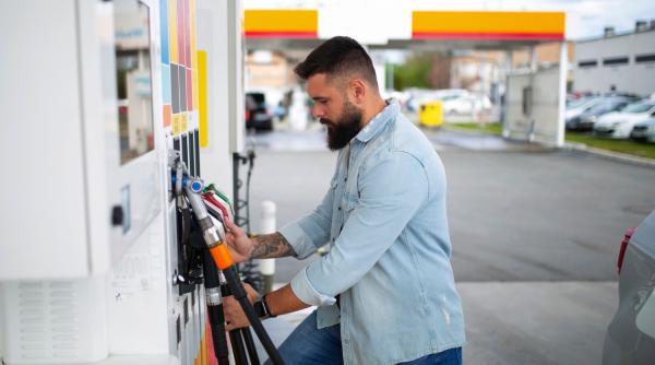 Criza carburanților. Ce prevede Ordonanța publicată în Monitorul Oficial