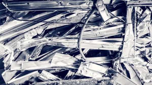 Război în Orientul Mijlociu. Iranul lovește marile fabrici de aluminiu din Bahrain și Emiratele Arabe Unite