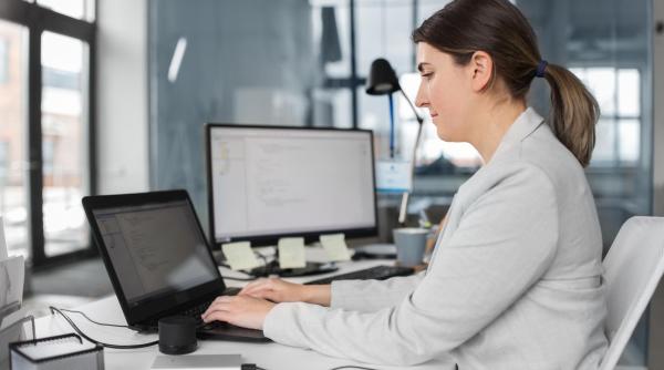 Revoluție pe piața muncii. Schimbare majoră la contractele de muncă