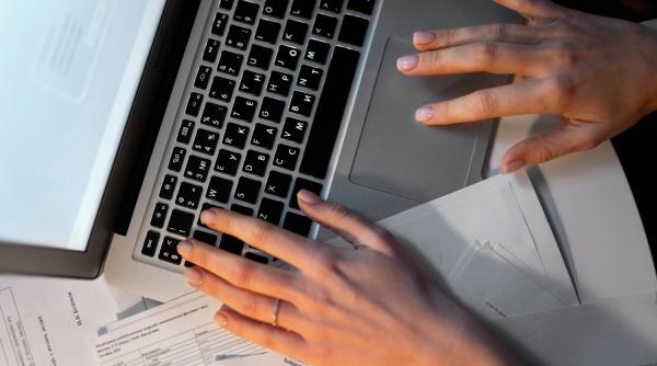 Primăriile publică „lista rușinii” a datornicilor la taxe locale