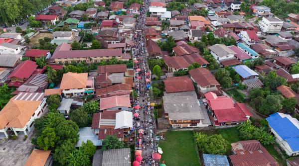 Boom imobiliar la periferie: unde au explodat prețurile la case în România