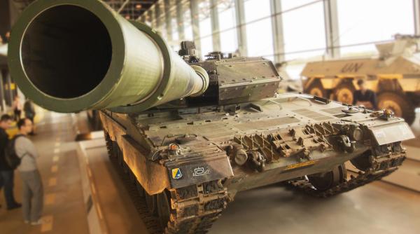 Viraj strategic: Companii din industria auto din România trec la producția de armament