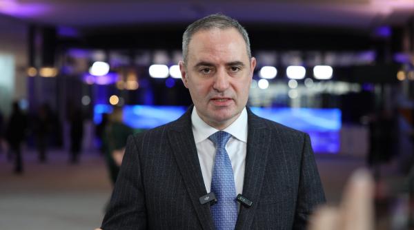 Ministrul Finanţelor, apel la "responsabilitate și echilibru" înainte de moţiunea de cenzură