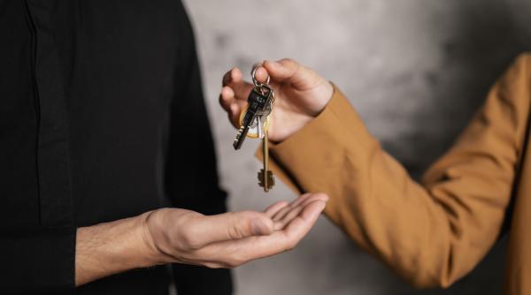 ANAF intră în forţă în zona imobiliară. Tranzacţii sub lupa inspectorilor antifraudă