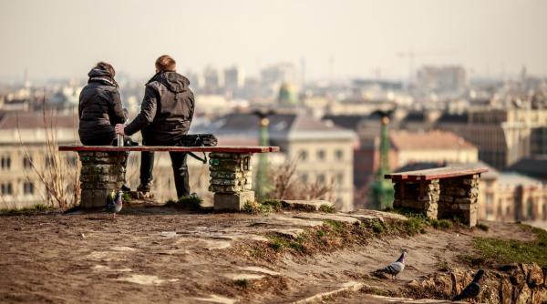Peste 13 milioane de oameni sunt oficial săraci în Germania