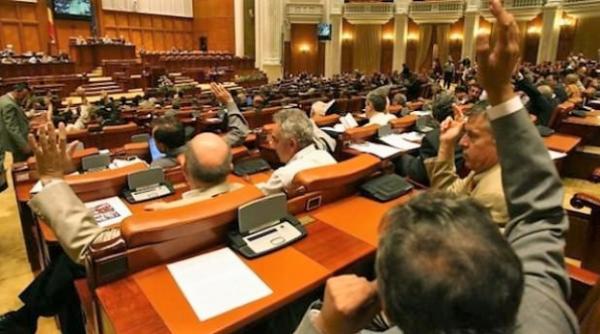 Legea pensiilor, modificată din nou. Ce se întâmplă cu salariații din condiții speciale