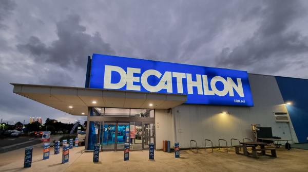Grevă la Dechatlon după publicarea profitului record pe anul 2025