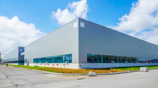 Centrele de date, noua bulă AI? Avertismentul care zguduie industria