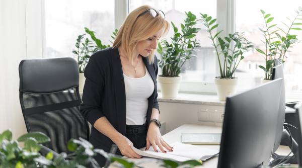 Modificare a Codului muncii. Românii care ar putea primi concediu de odihnă suplimentar