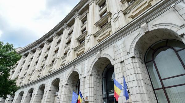 Ministerul Finanțelor împrumută 7,2 miliarde de lei în august de la băncile comerciale